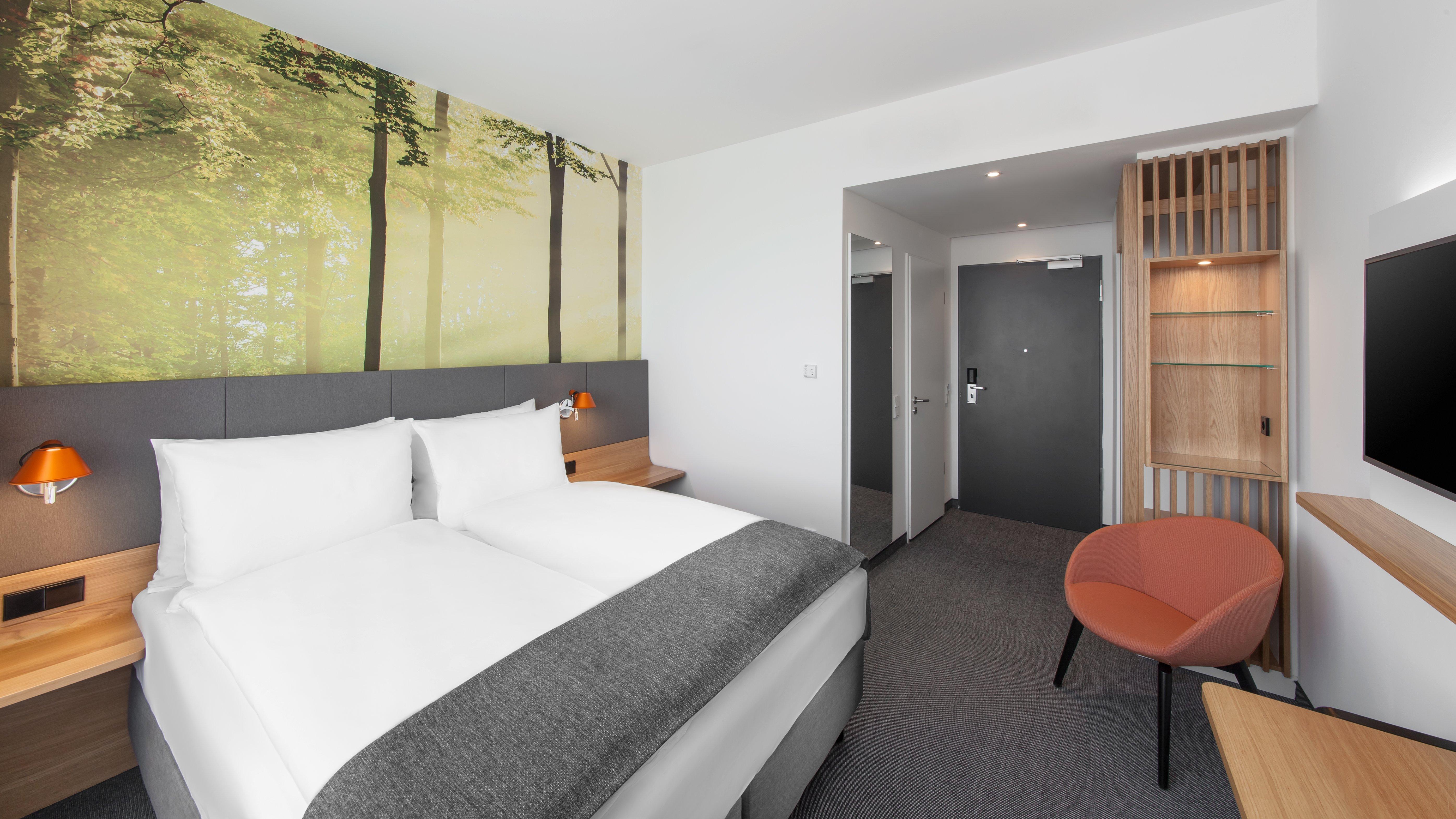 Holiday Inn Munich - Leuchtenbergring By Ihg Bagian luar foto