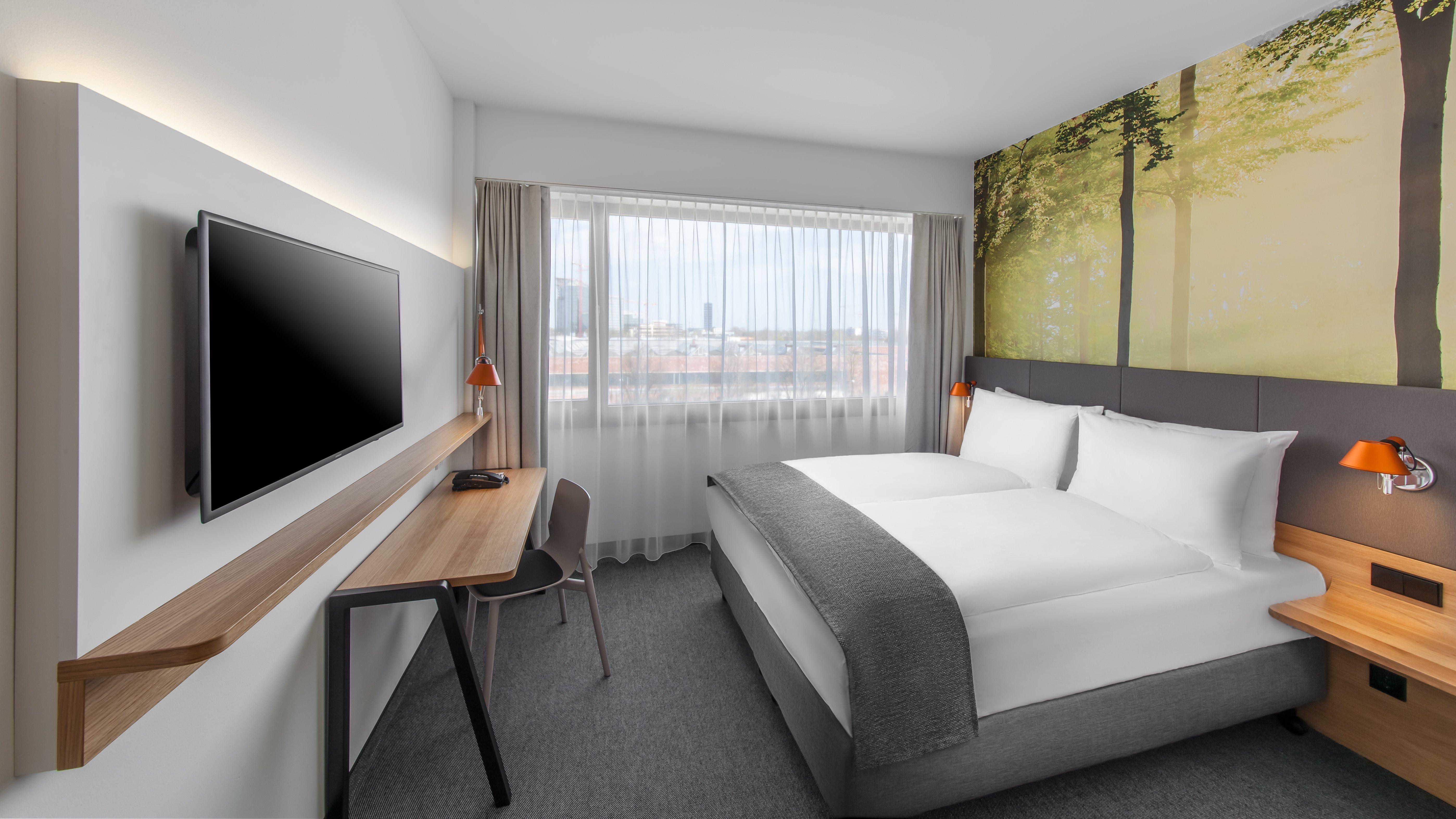 Holiday Inn Munich - Leuchtenbergring By Ihg Bagian luar foto