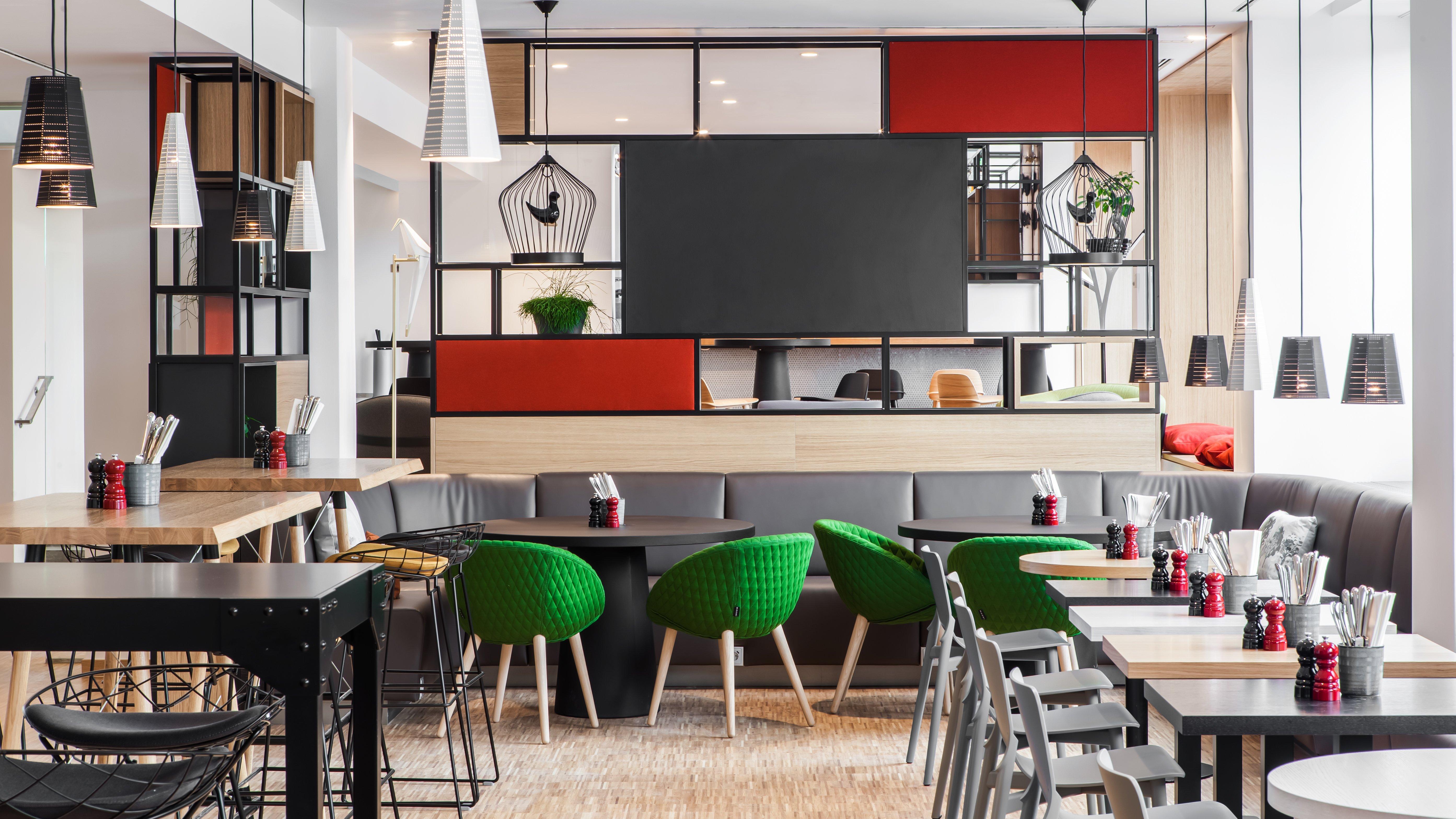 Holiday Inn Munich - Leuchtenbergring By Ihg Bagian luar foto