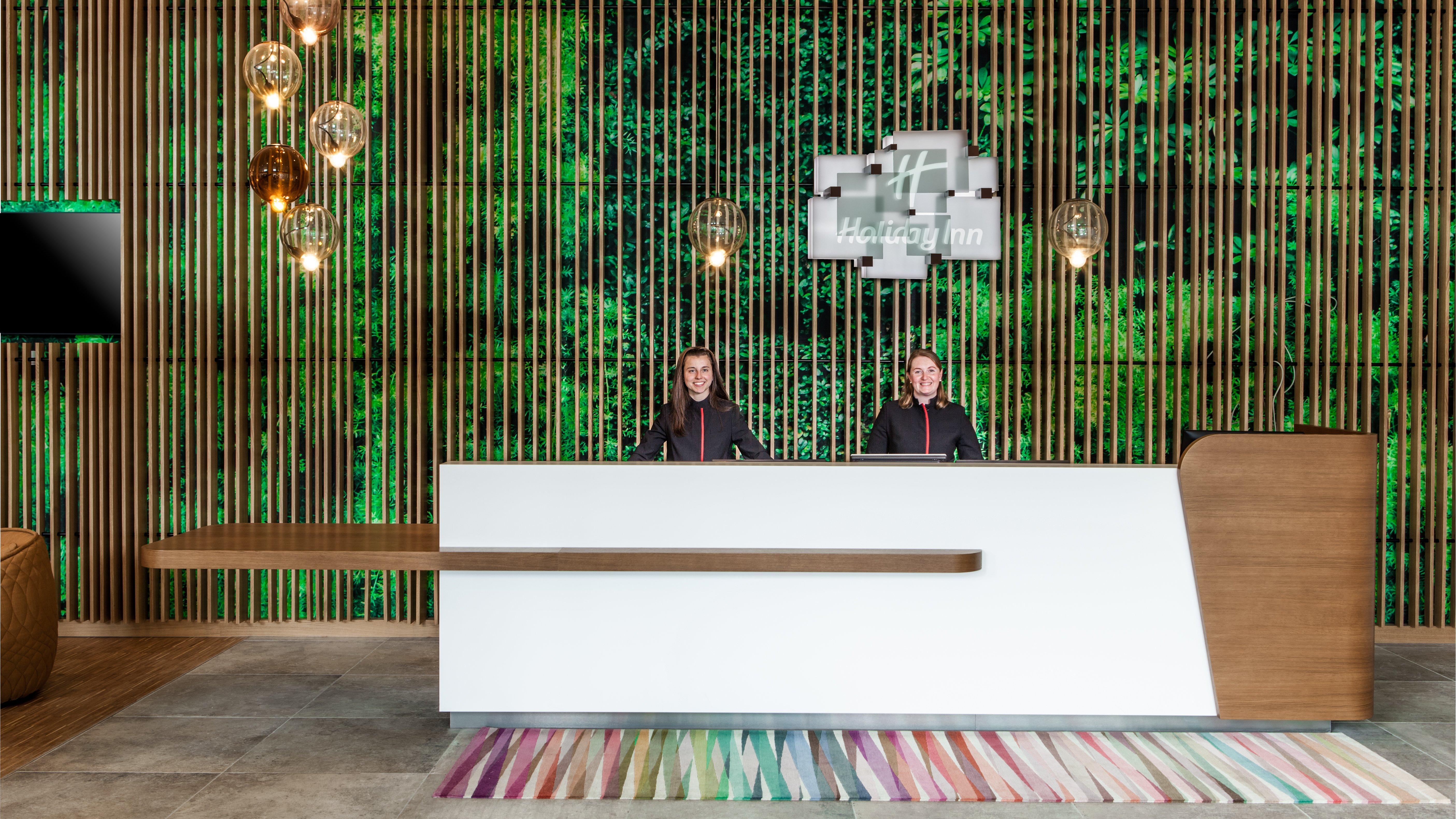 Holiday Inn Munich - Leuchtenbergring By Ihg Bagian luar foto