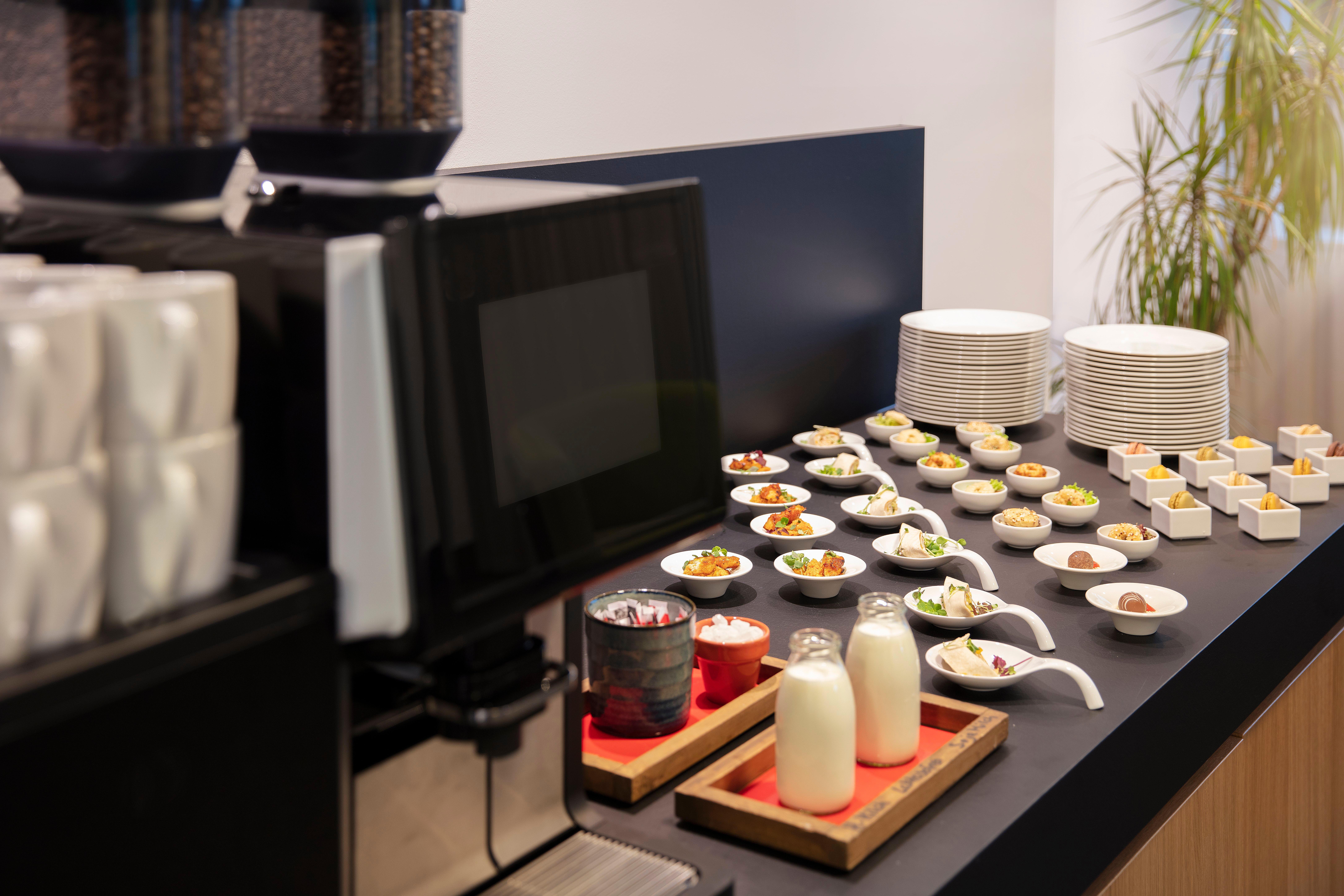 Holiday Inn Munich - Leuchtenbergring By Ihg Bagian luar foto