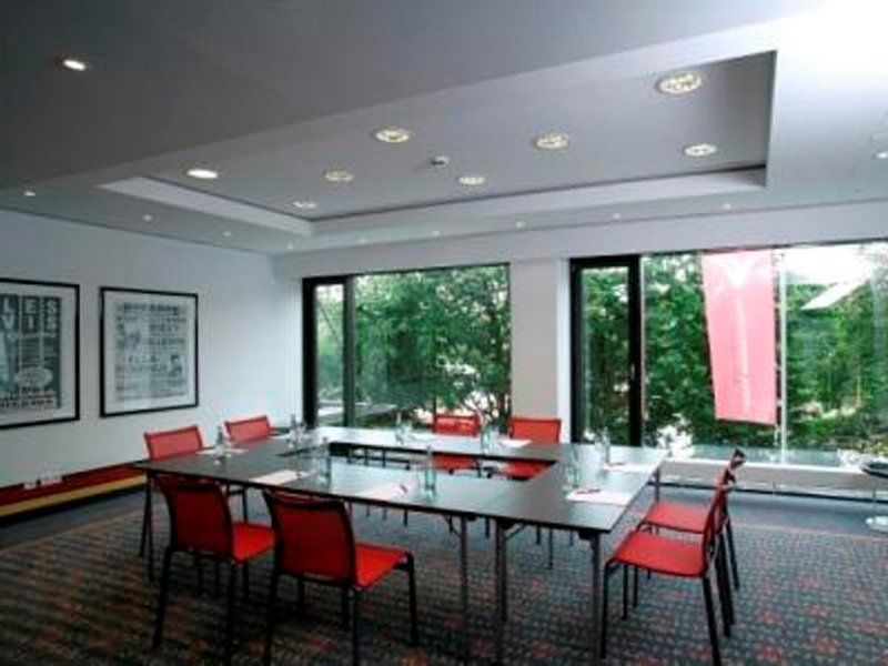 Holiday Inn Munich - Leuchtenbergring By Ihg Bagian luar foto
