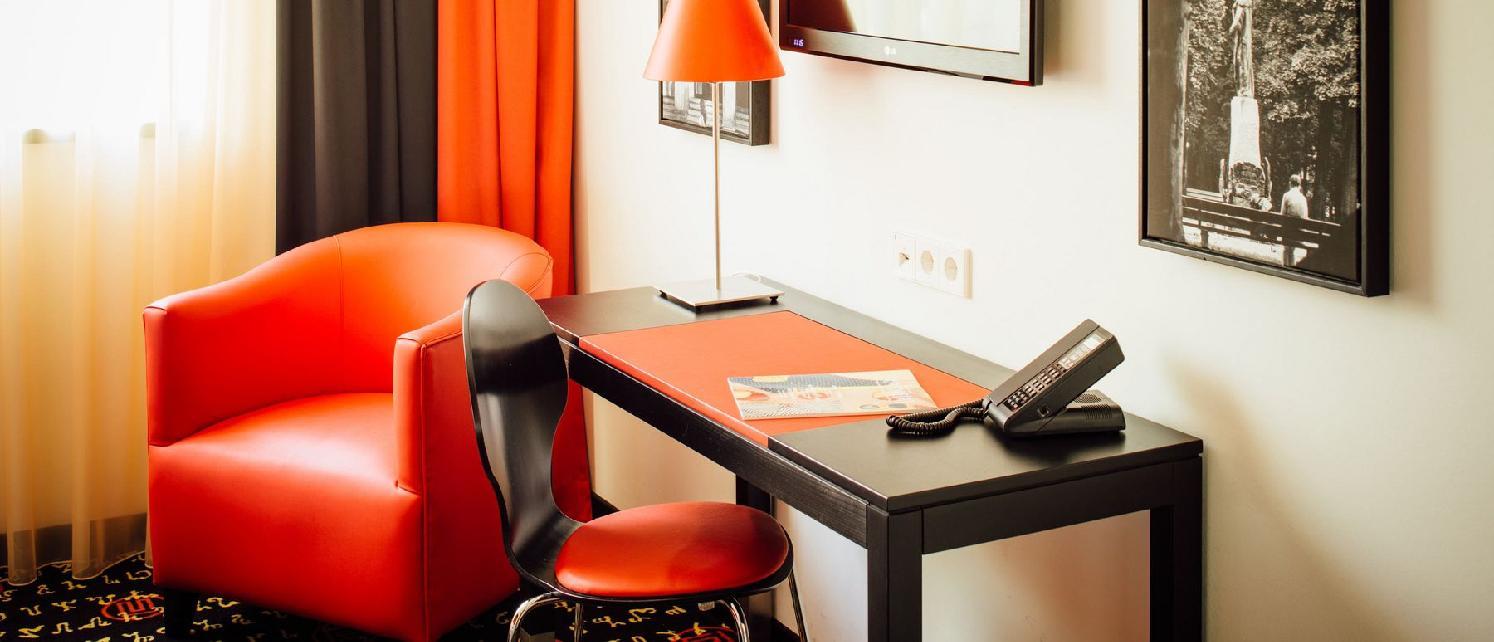 Holiday Inn Munich - Leuchtenbergring By Ihg Bagian luar foto